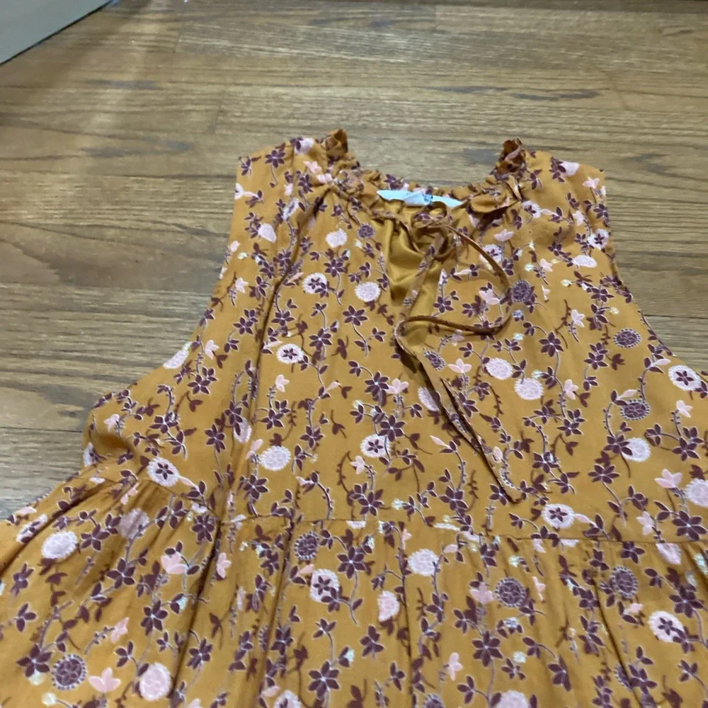 5 for $25! Beautiful floral dress - Picture 2 of 3